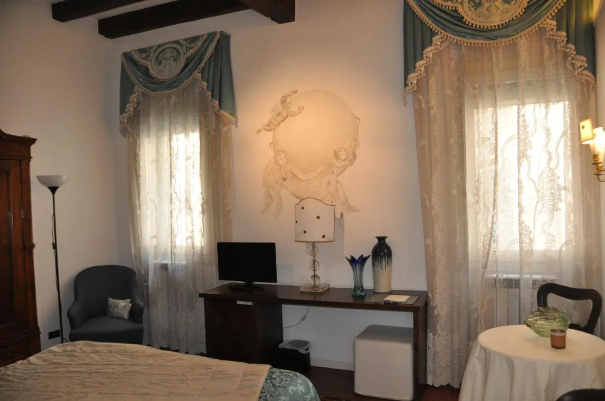 Image 1 of Henry’s Heaven Apartment