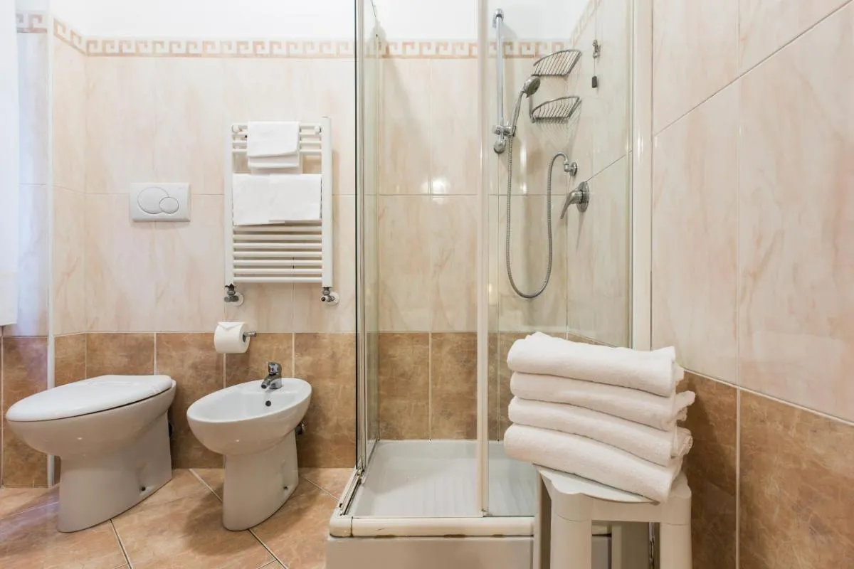 Image 2 of Hotel Agli Artisti