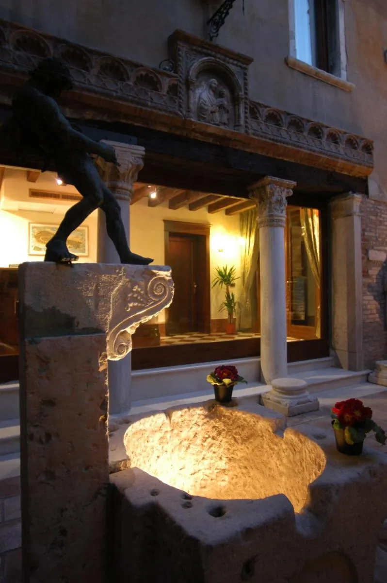 Image 3 of Hotel Al Ponte Mocenigo