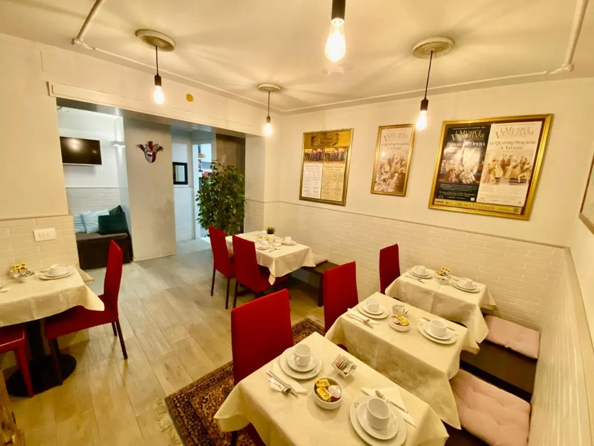 Image 3 of Hotel Bridge