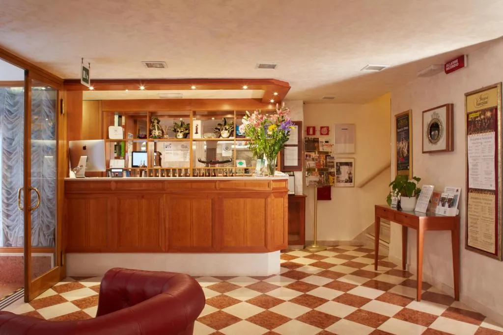 Image of Hotel Commercio & Pellegrino