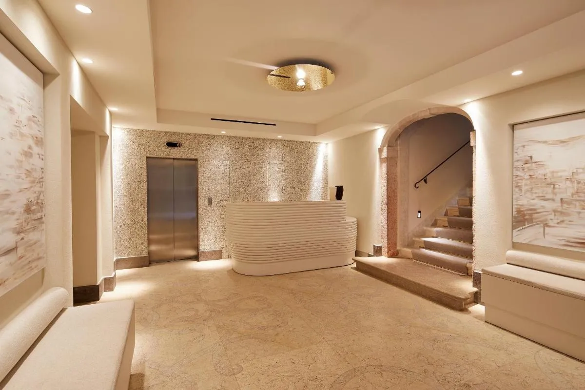 Image 2 of Hotel Dei Dragomanni