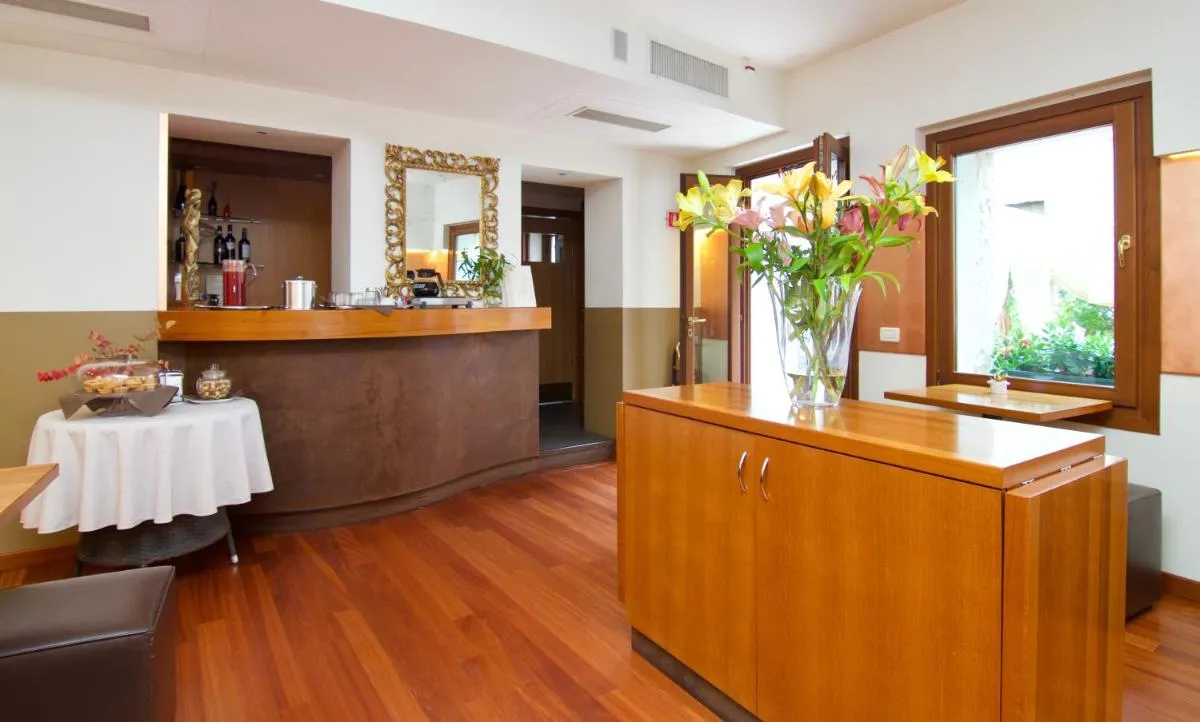 Image 6 of Hotel Le Isole