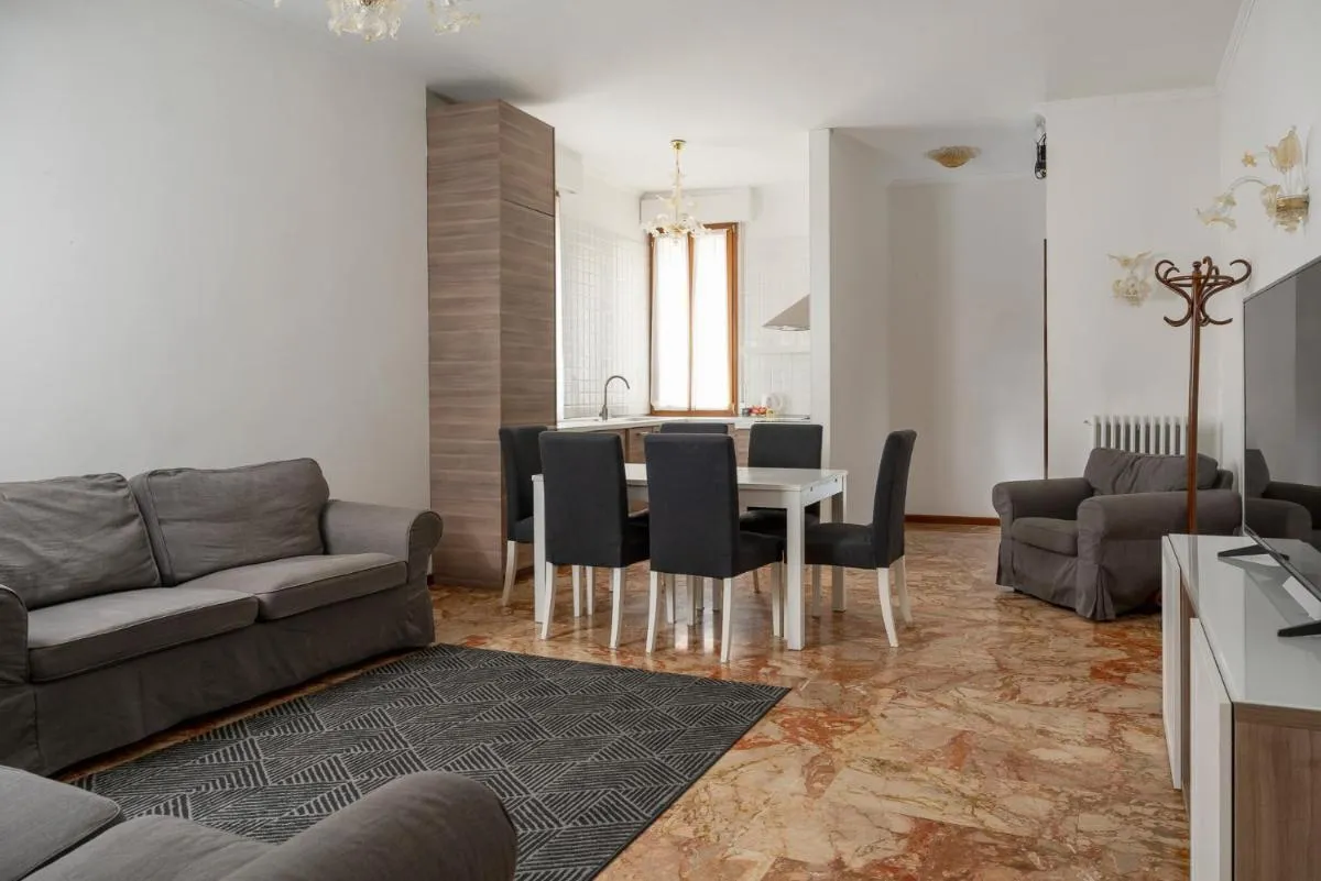 Image 4 of Hotel Montecarlo