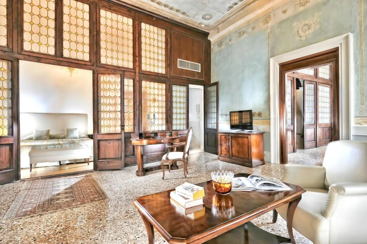 Image 4 of Hotel Palazzo Vitturi