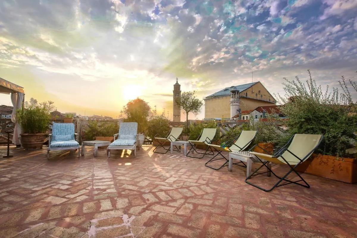 Image 5 of Hotel Saturnia & International