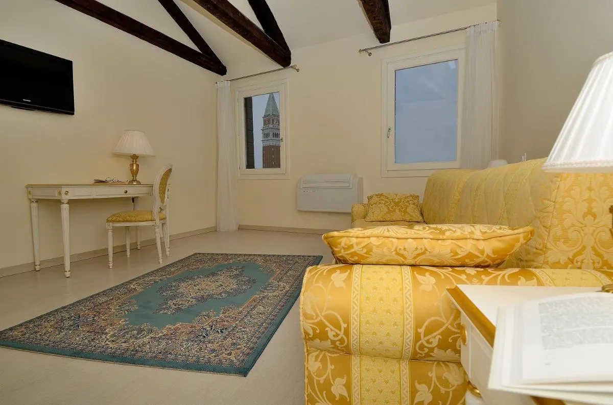 Image 2 of House 5286