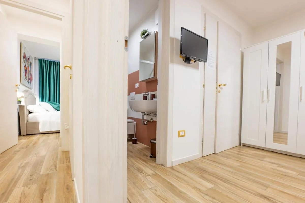 Image 4 of Isa Sweet Home