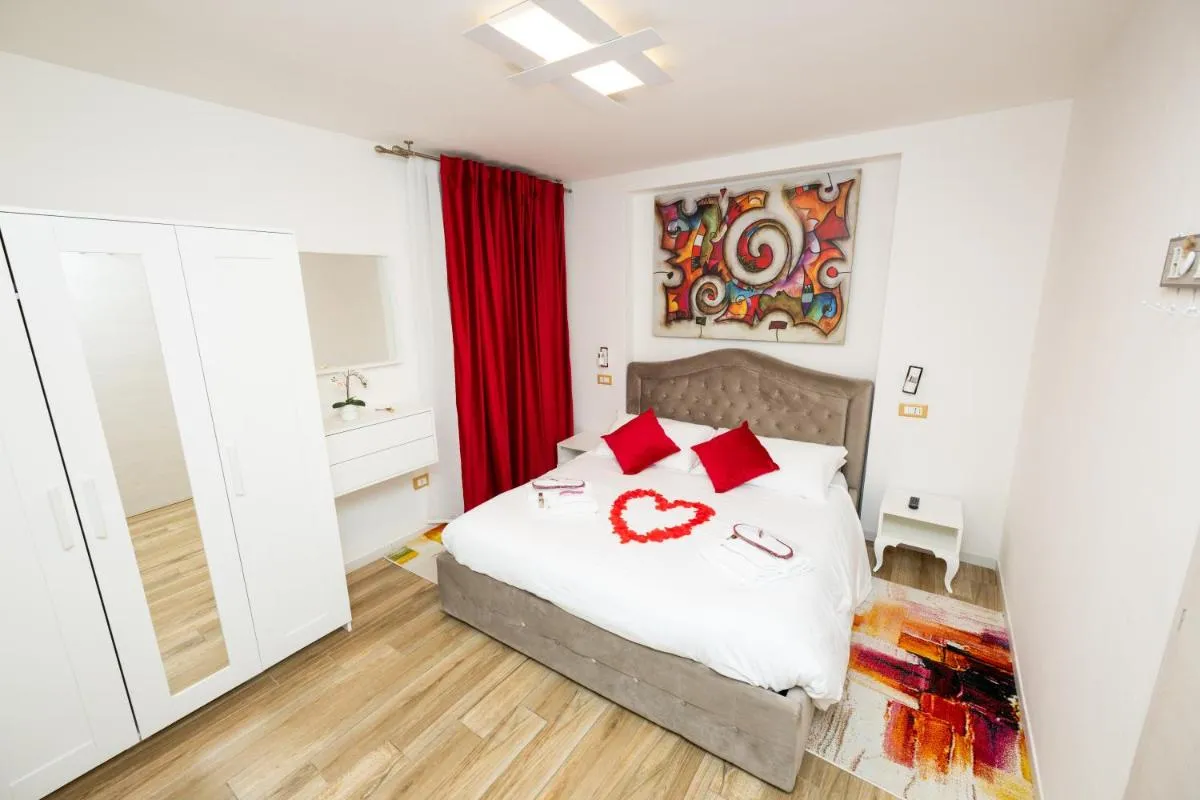 Image 5 of Isa Sweet Home