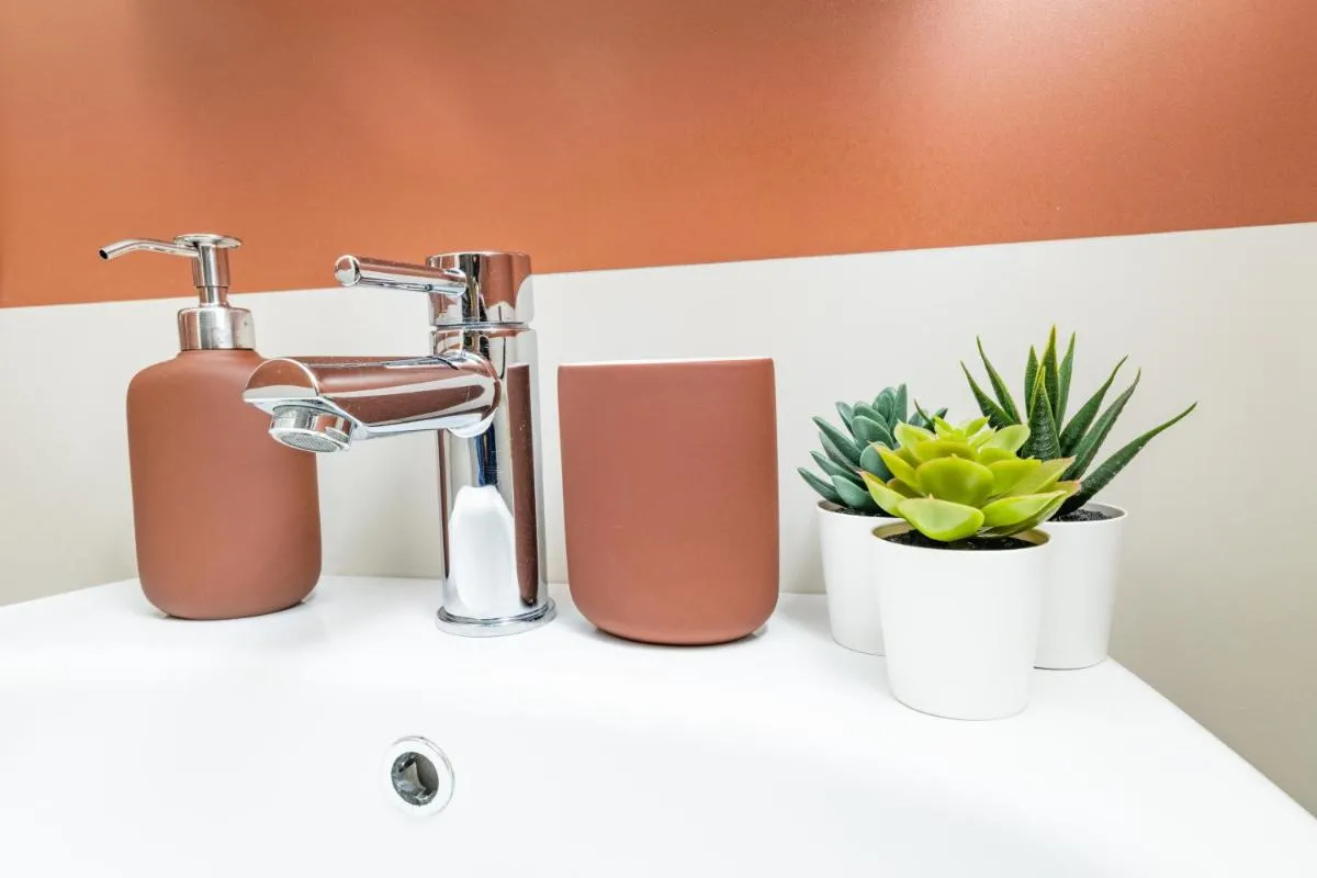 Image 2 of Isa Sweet Home