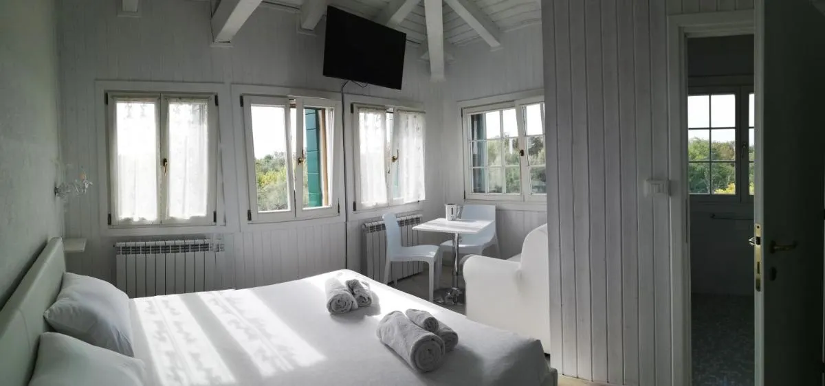 Image 6 of Junior Suites Venezia