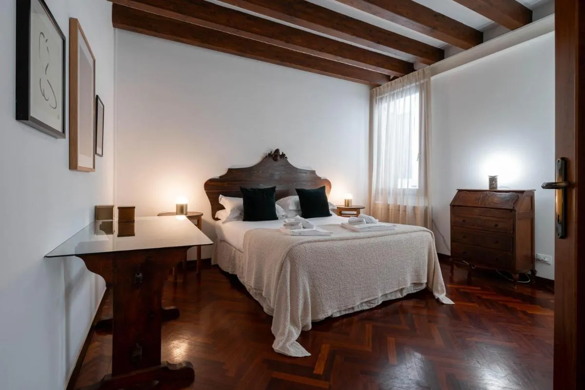 Image 1 of Klimt House