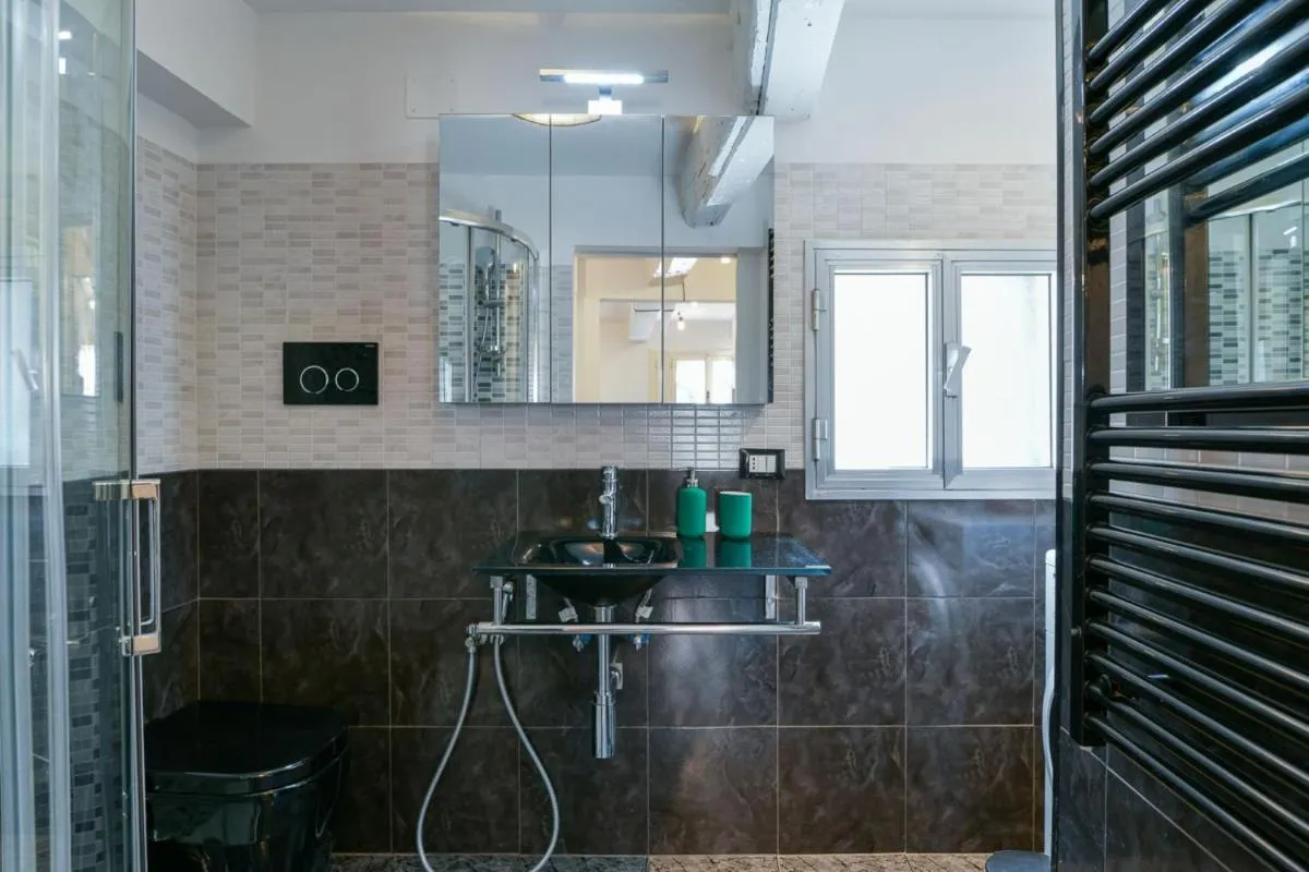 Image 2 of La Boheme