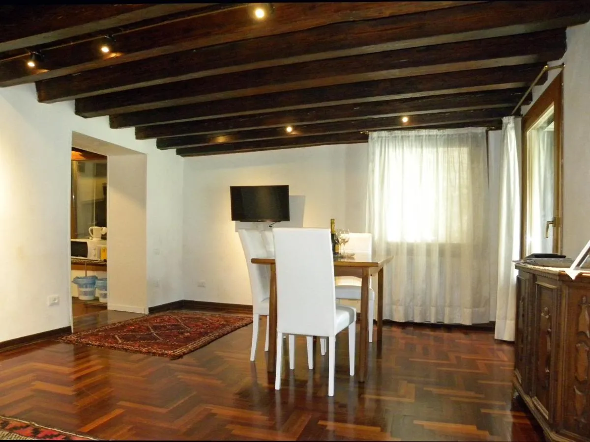 Image 4 of La Felice Canal Grande