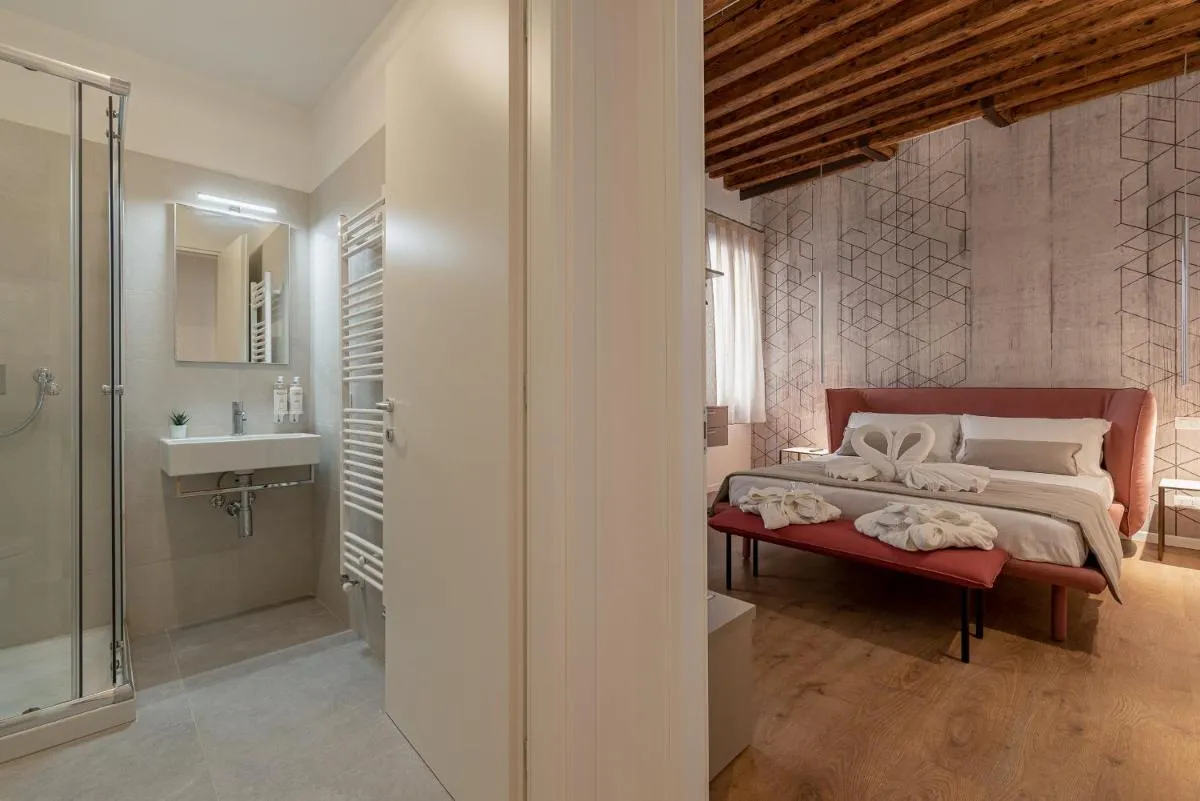 Image 2 of La Finestra sulle Beccarie