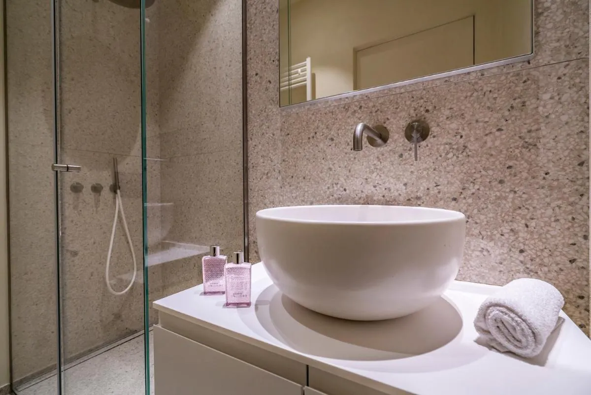 Image 2 of La Loggia Grand Canal