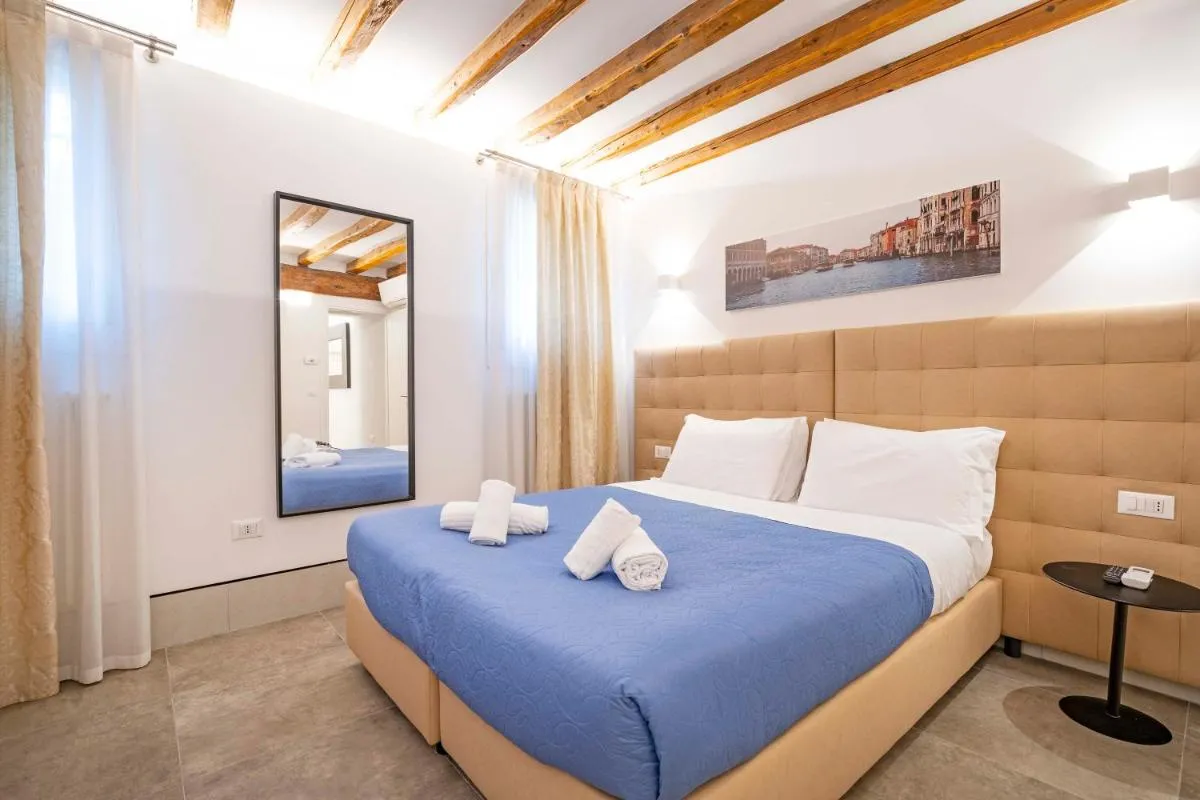 Image 6 of La Terrasse