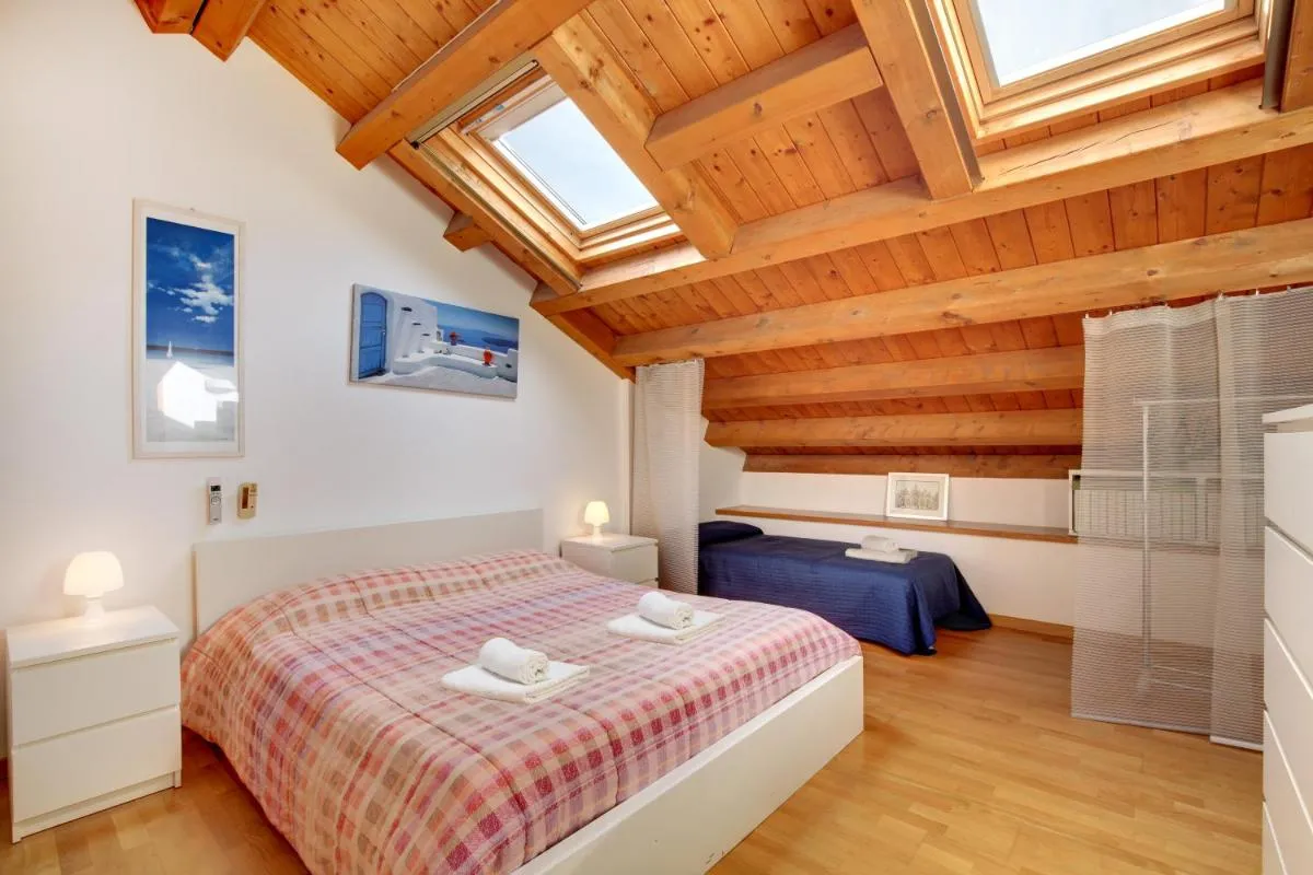 Image 1 of Lagoon Apartment