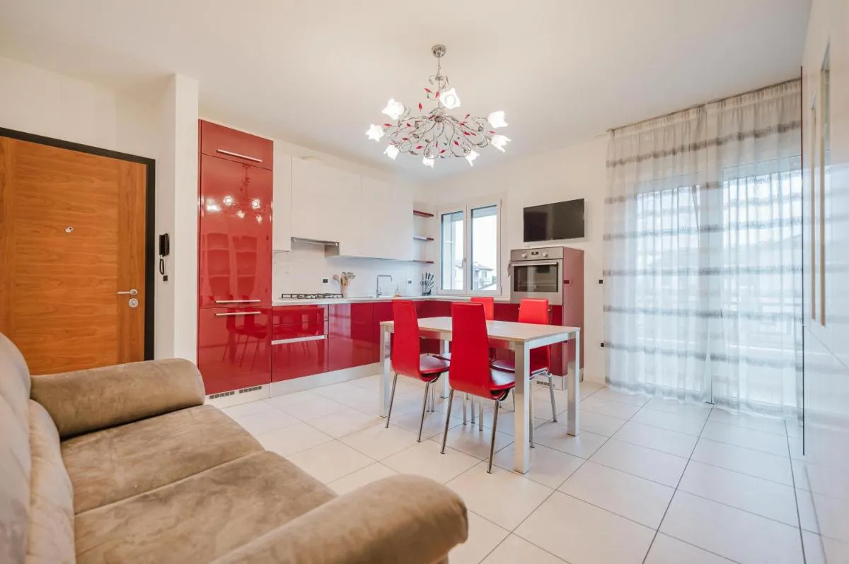 Image 3 of Lucrezia Suite – 10 min from Venice & Free Parking