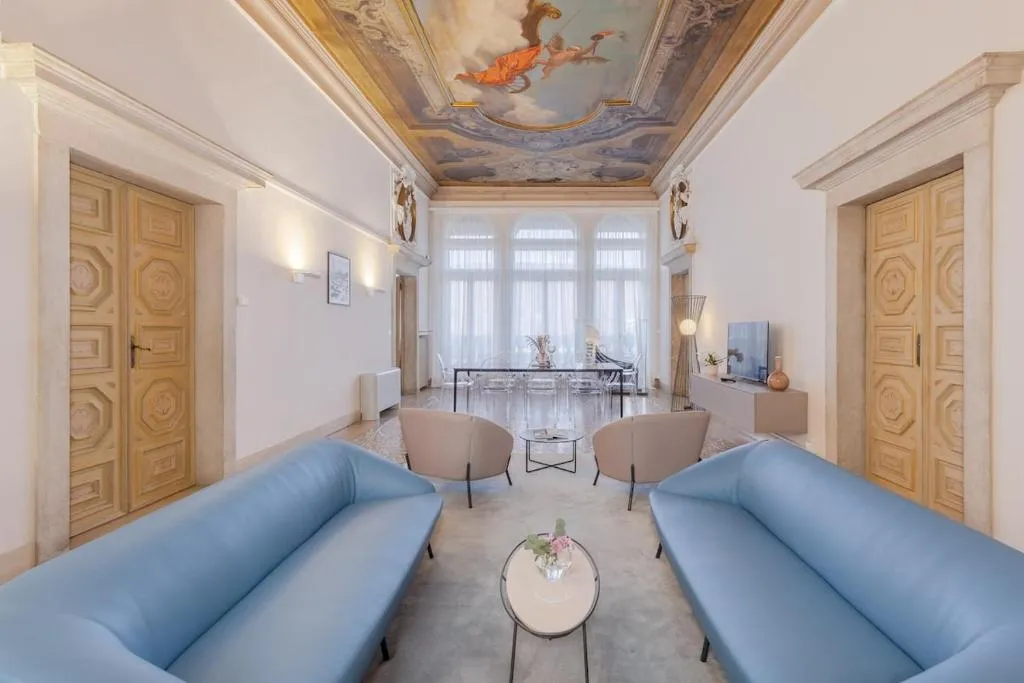 Image of Luxury Calatrava – Apartment in Venetian Palazzo