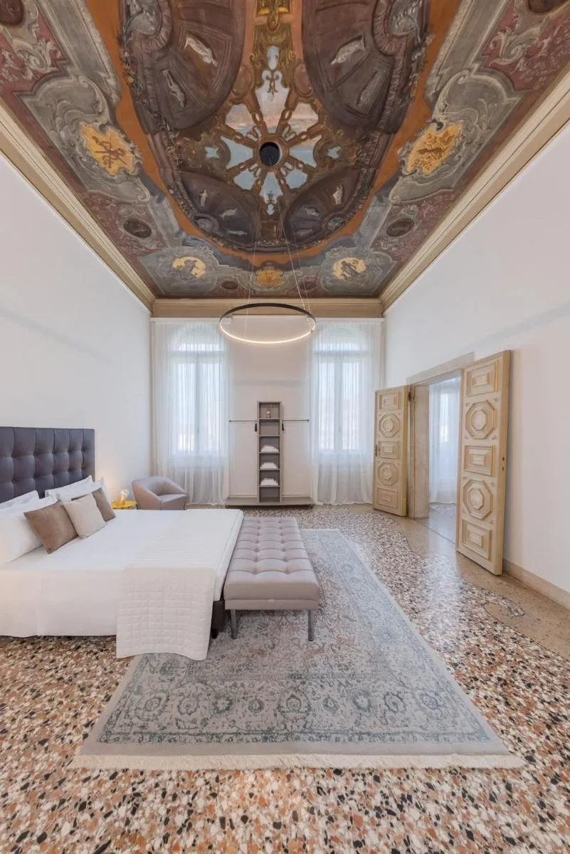 Image 3 of Luxury Calatrava – Apartment in Venetian Palazzo
