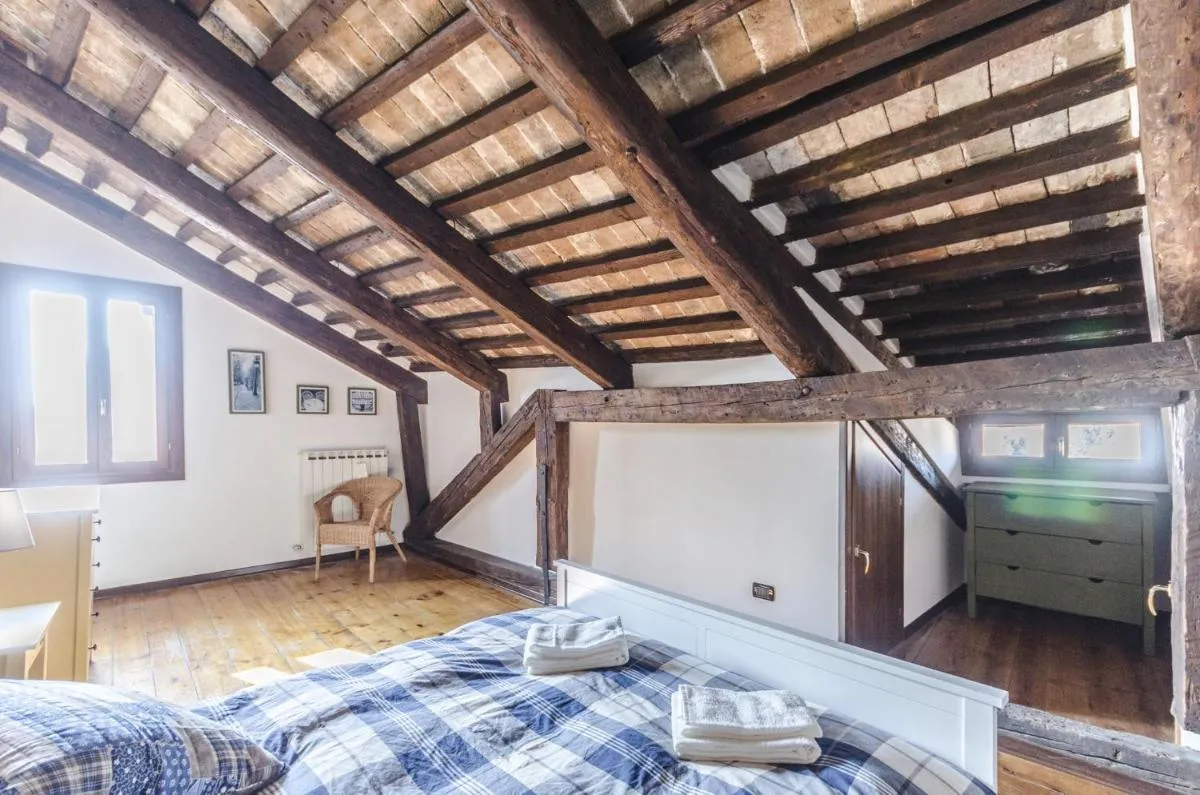 Image 1 of Maurizio House – near the Train Station