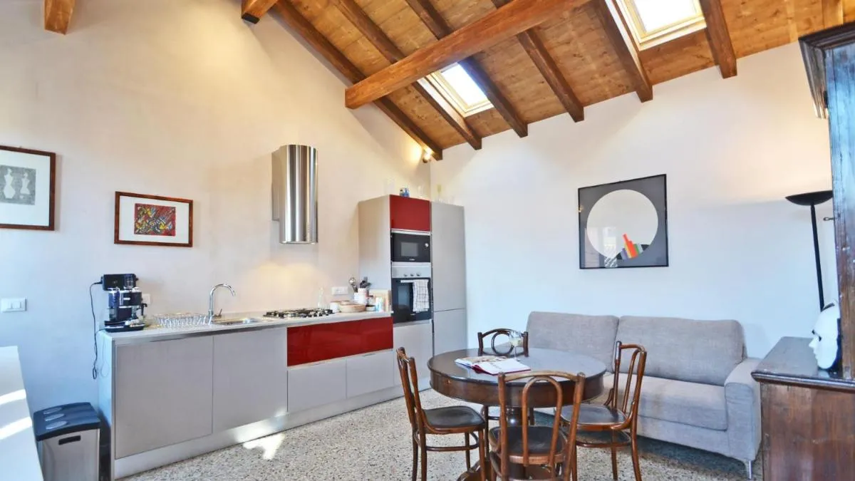 Image 3 of Mellina’s Terrace – Stylish House