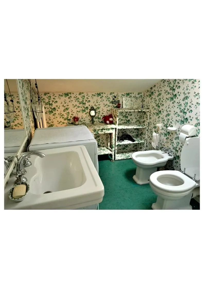 Image 4 of Mimi’s loft