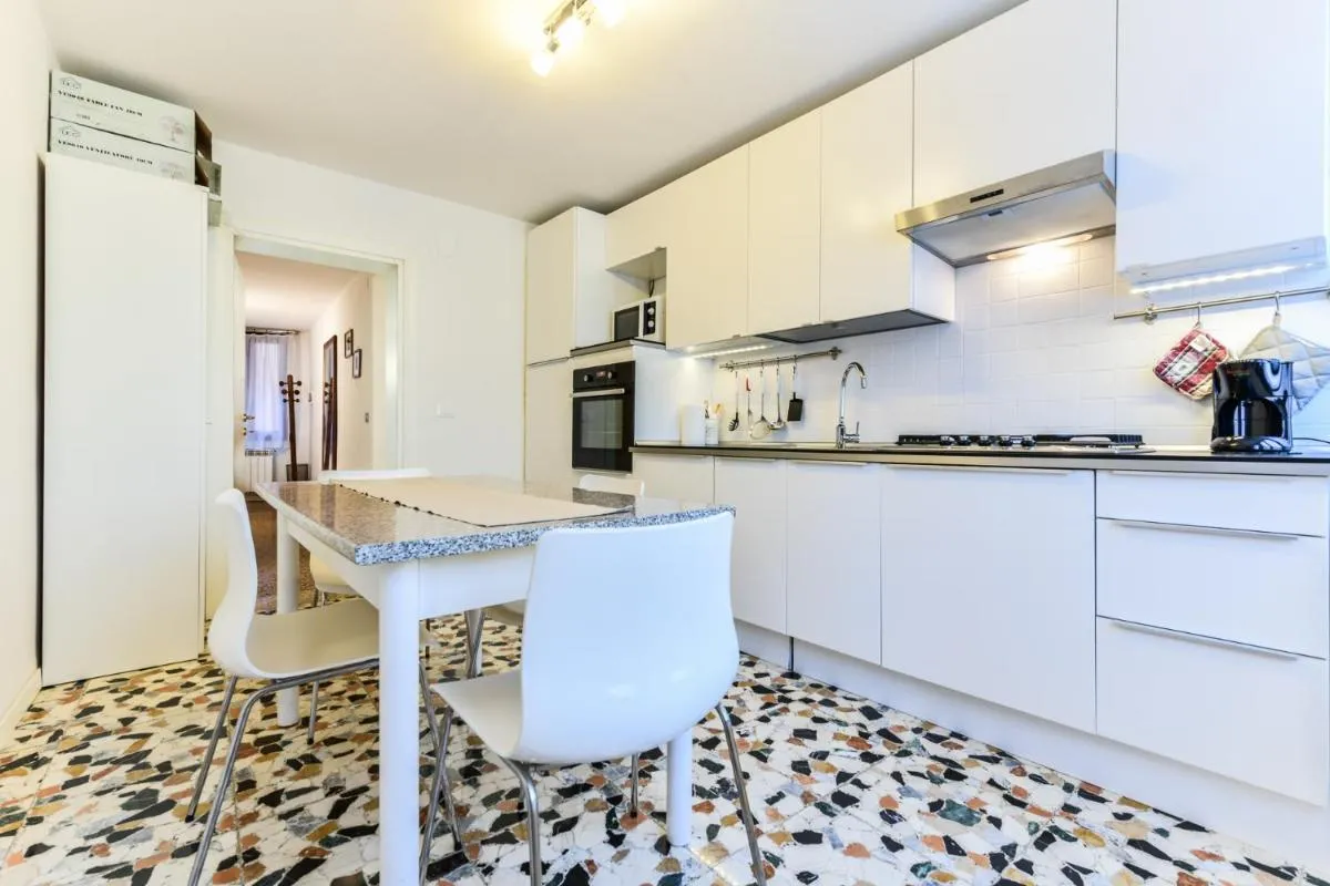 Image 3 of Mimosa Apartment