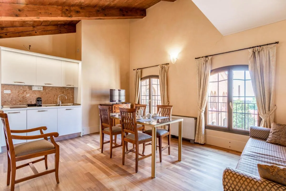 Image 3 of Molino Stucky Residence Suites II