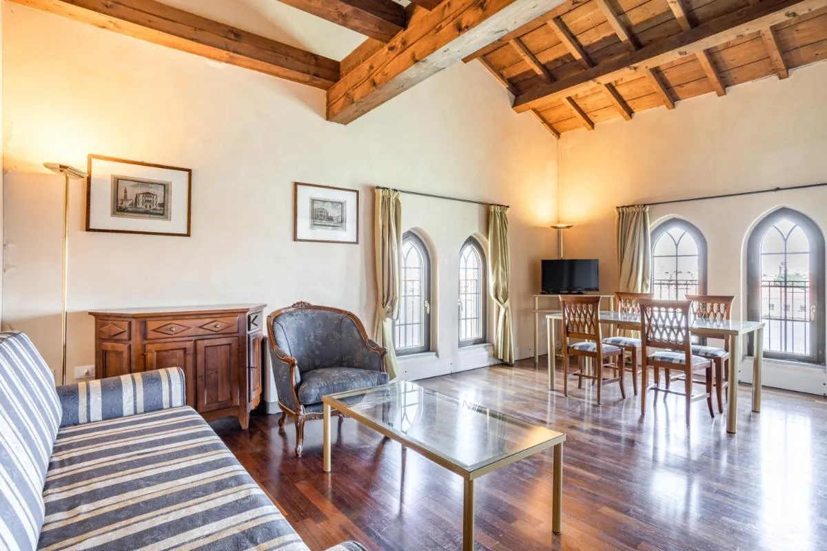 Image 4 of Molino Stucky Residence Suites II