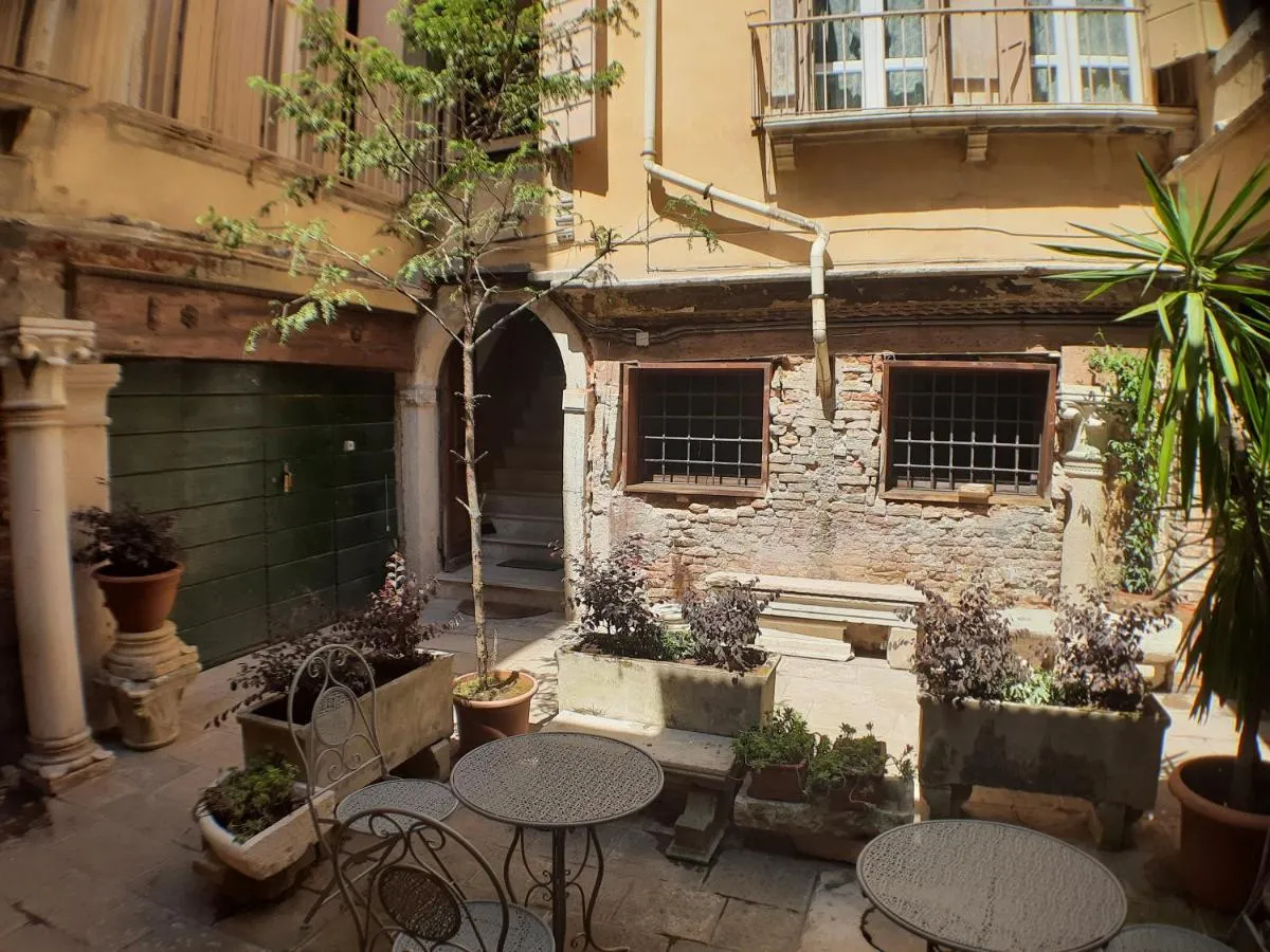 Image 6 of My Rialto Palace