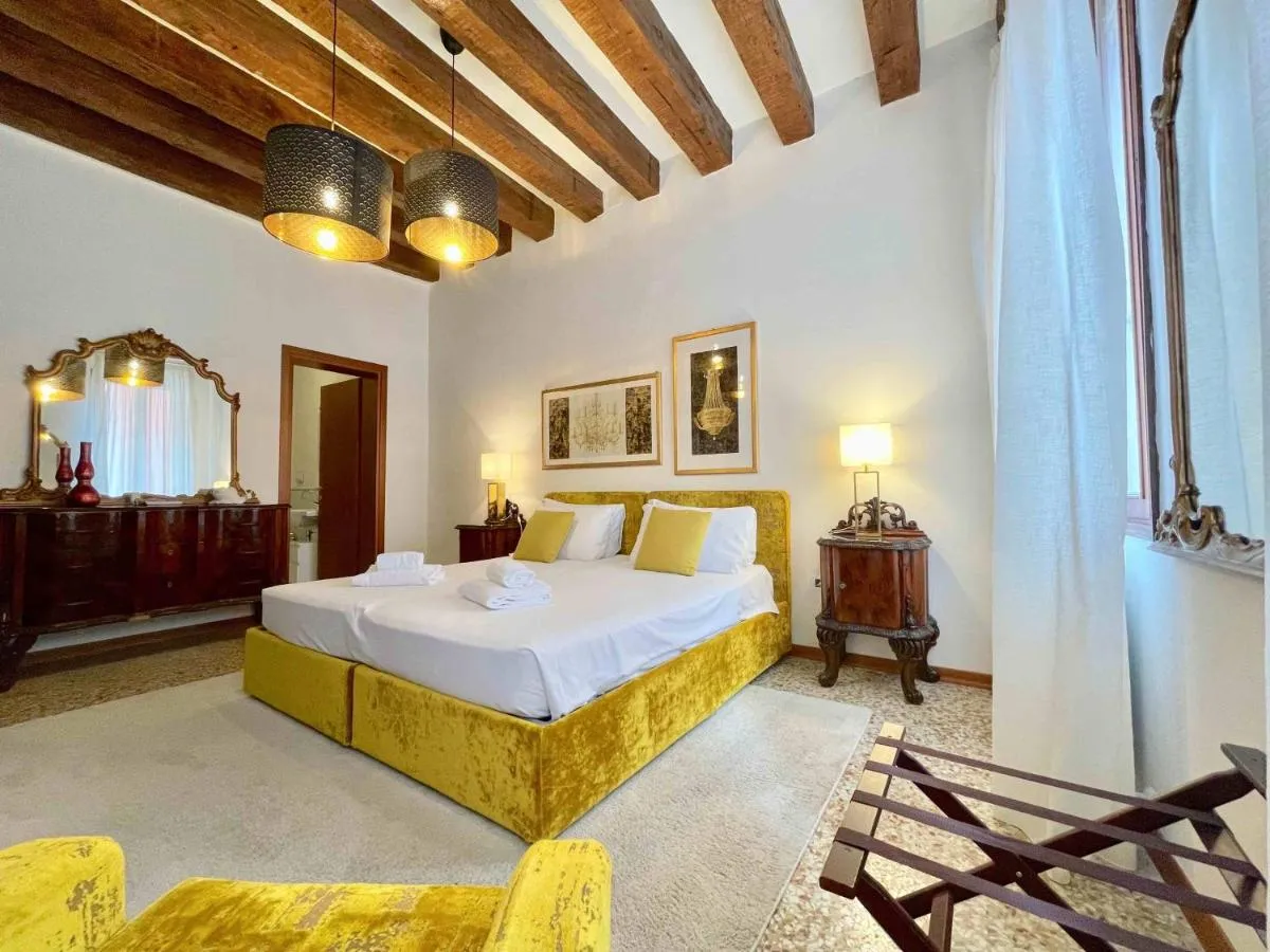 Image 6 of PALAZZO SAN SAMUELE – elegant apartment in San Marco