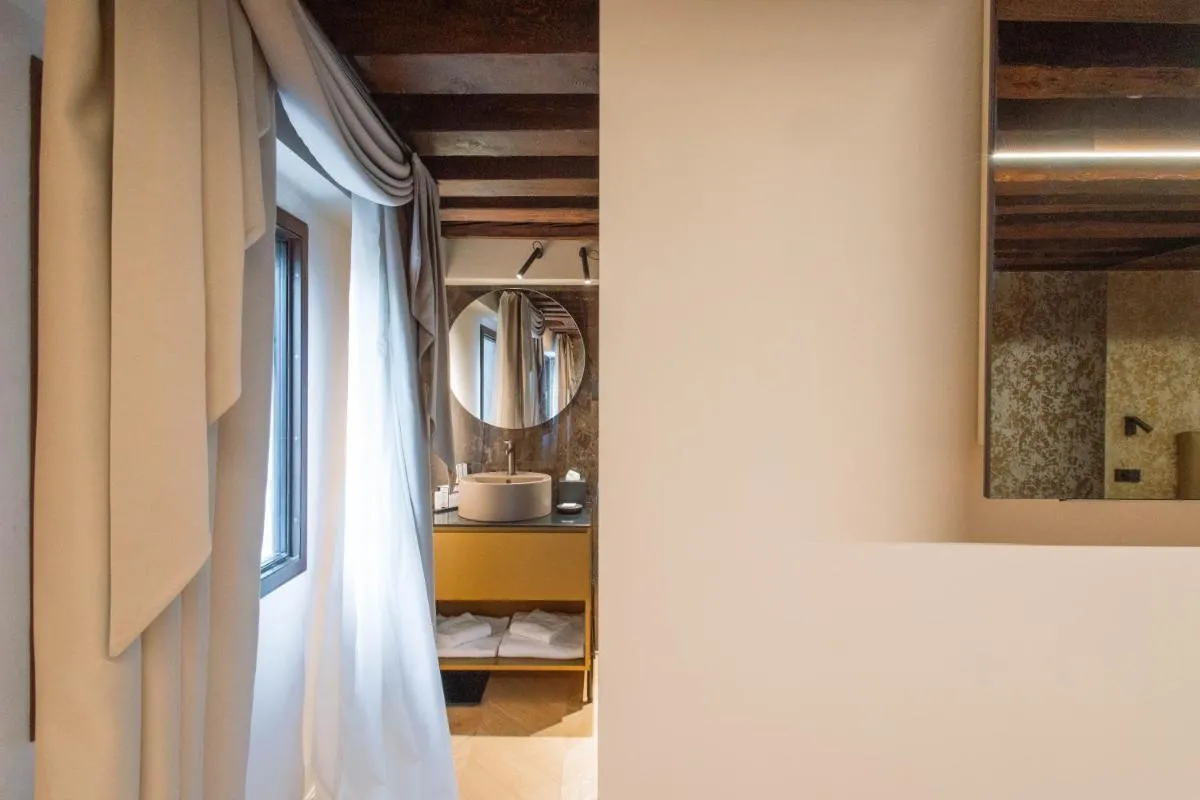 Image 2 of Palazzetto MyVenice