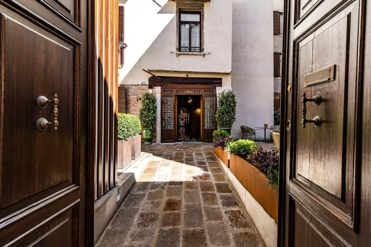 Image 6 of Palazzo Keller