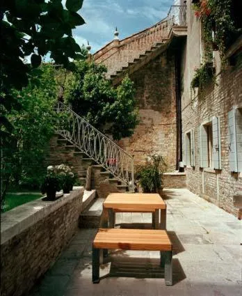 Image 4 of Palazzo Soderini