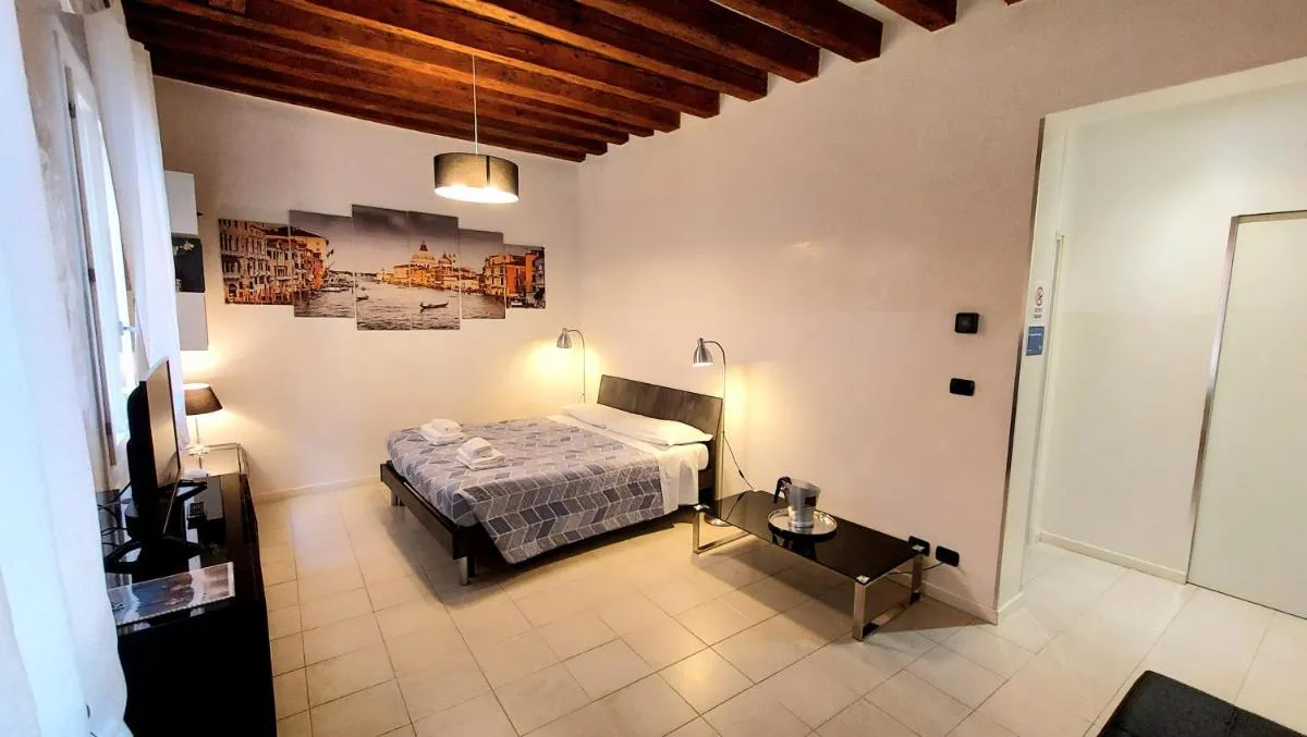 Image 6 of Palazzo del Sale, Rialto