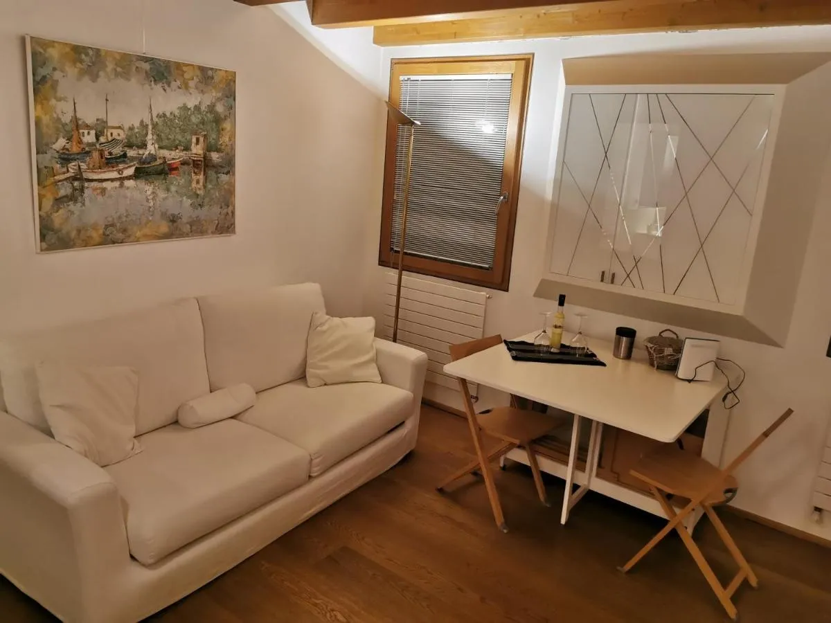 Image 2 of Pandora Flat with Altana