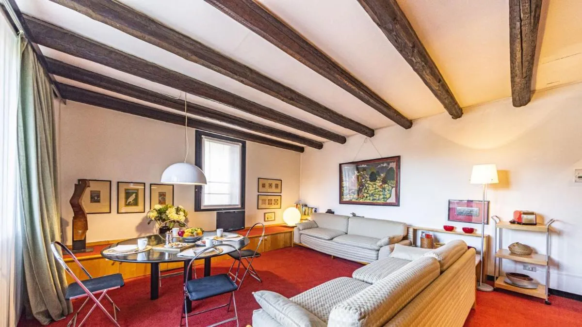 Image 1 of Penthouse Accademia