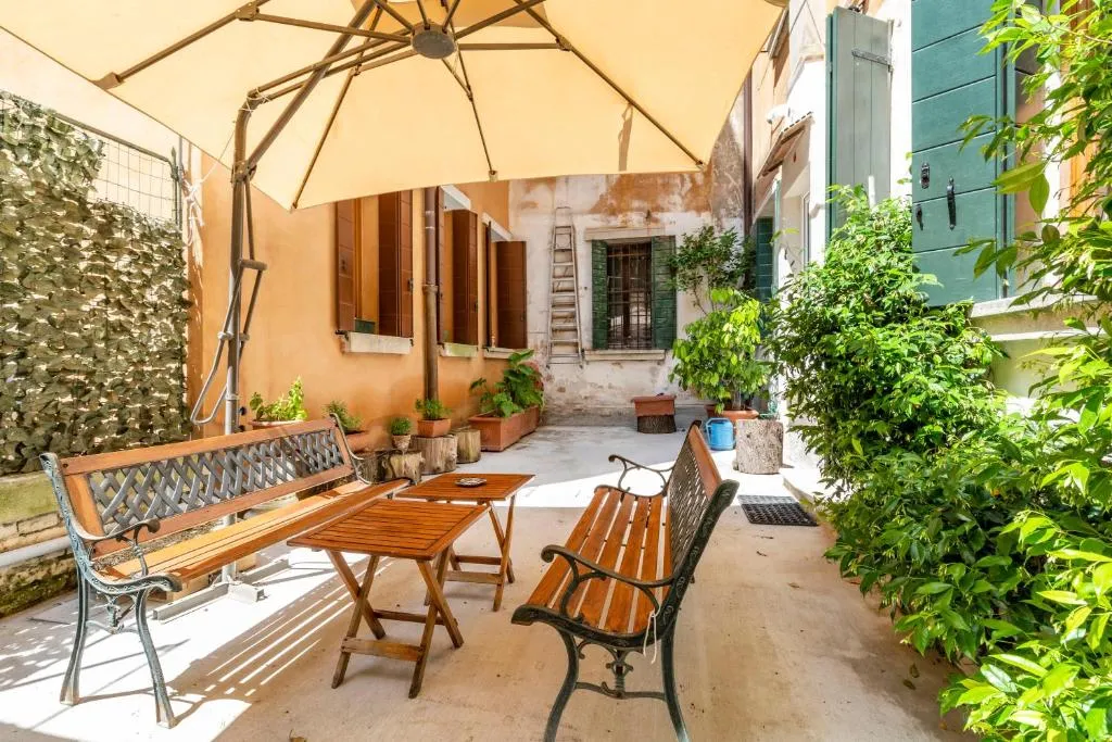 Image of Queen House Venezia