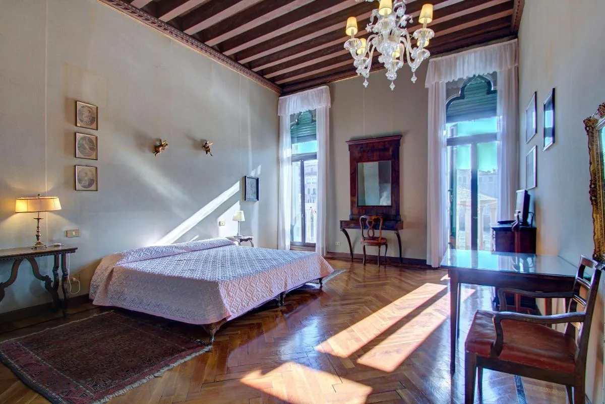 Image 1 of RABOSO Grand 9-windows