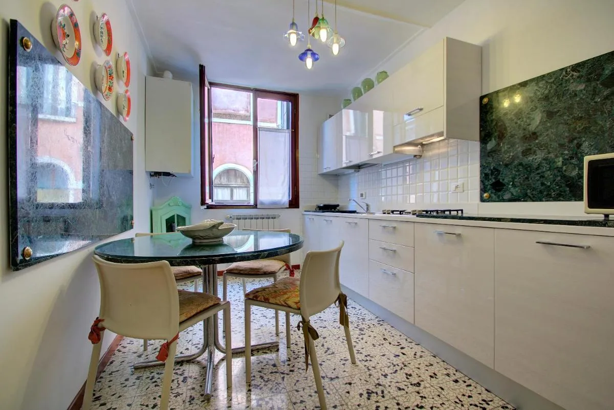 Image 3 of REMIGIO Marco-canal