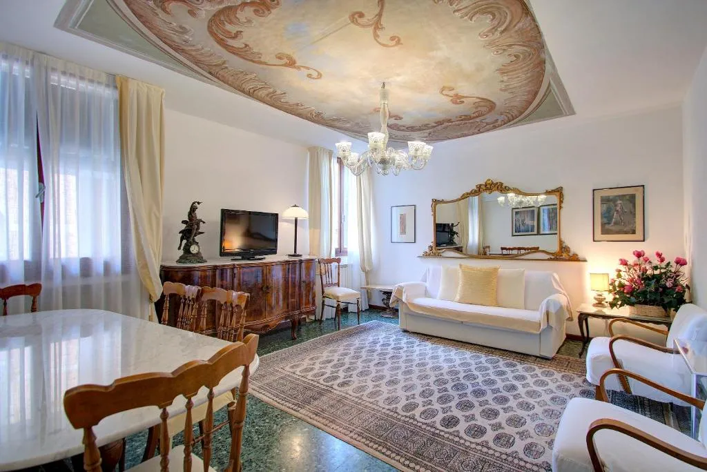 Image of REMIGIO Marco-canal