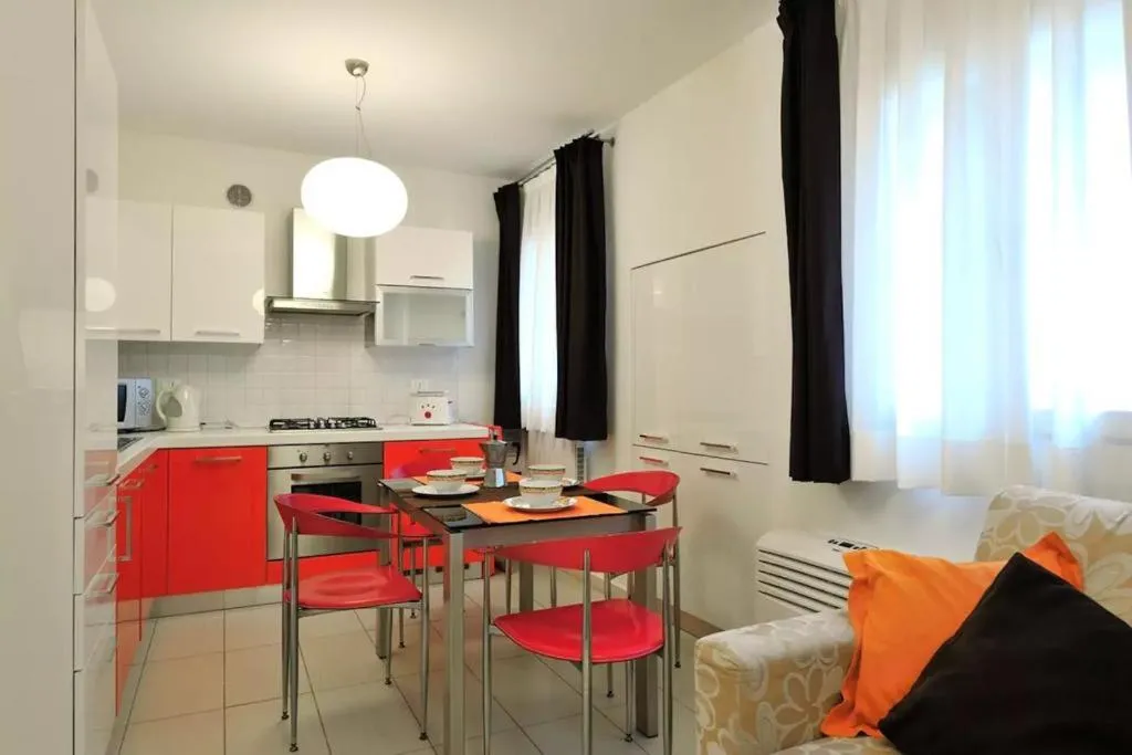 Image 6 of Red House ai Mori