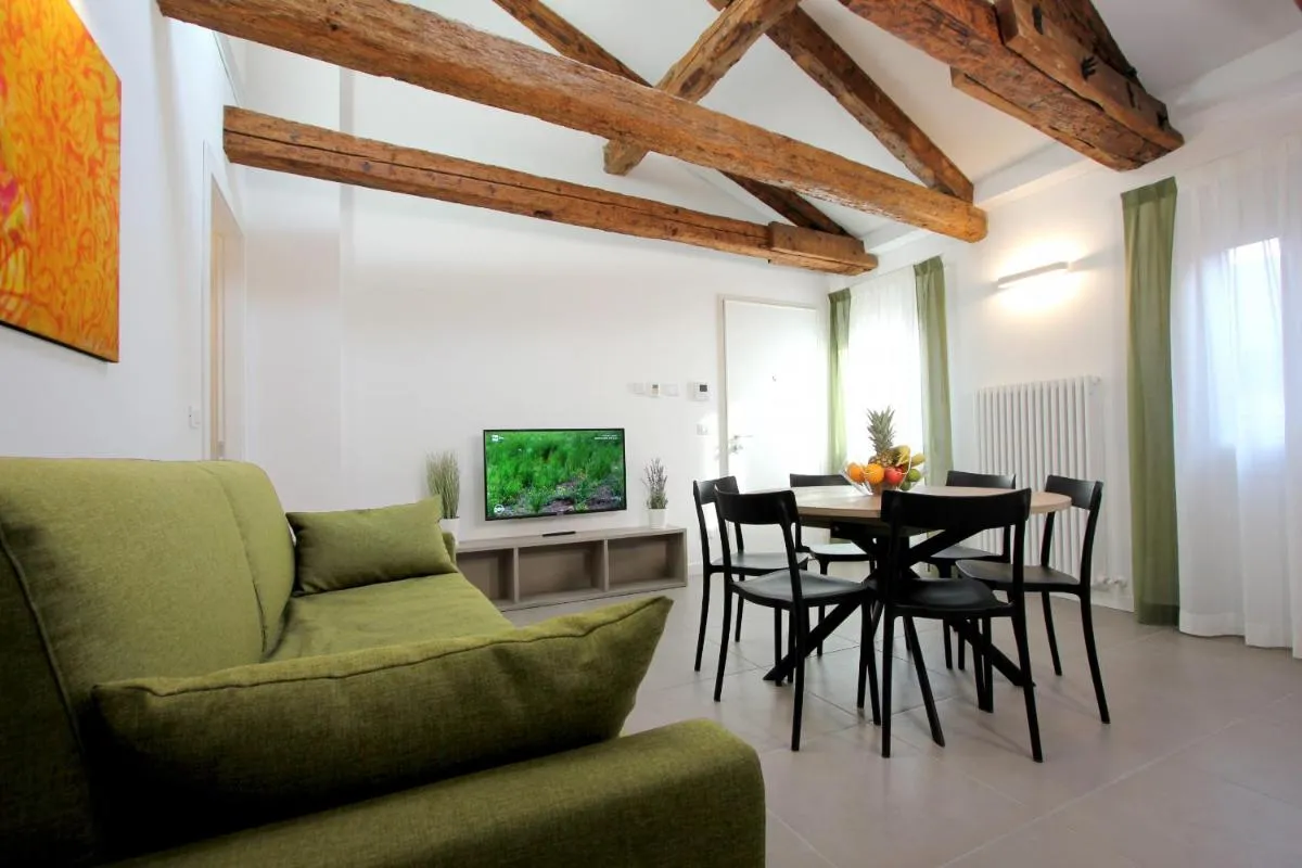 Image 3 of Residence Modern Art