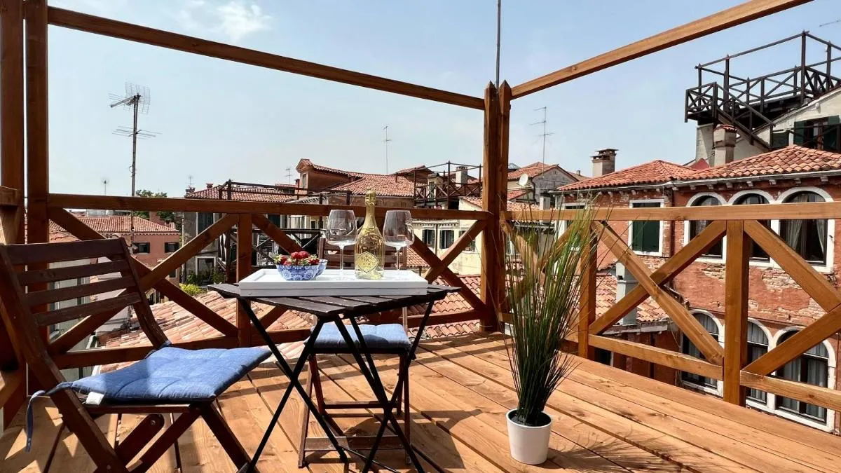 Image 1 of Residence Romantic Grand Canal