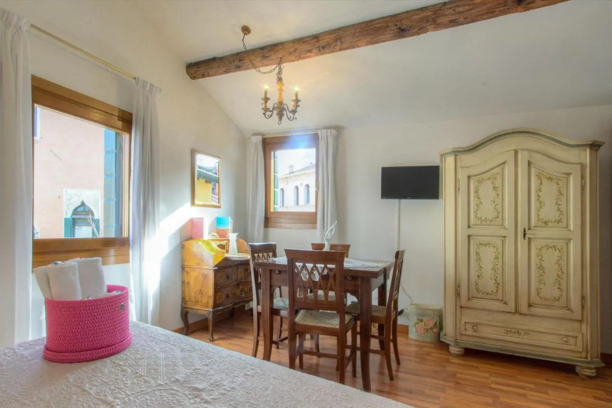 Image 4 of Residenza de l’Osmarin Suites