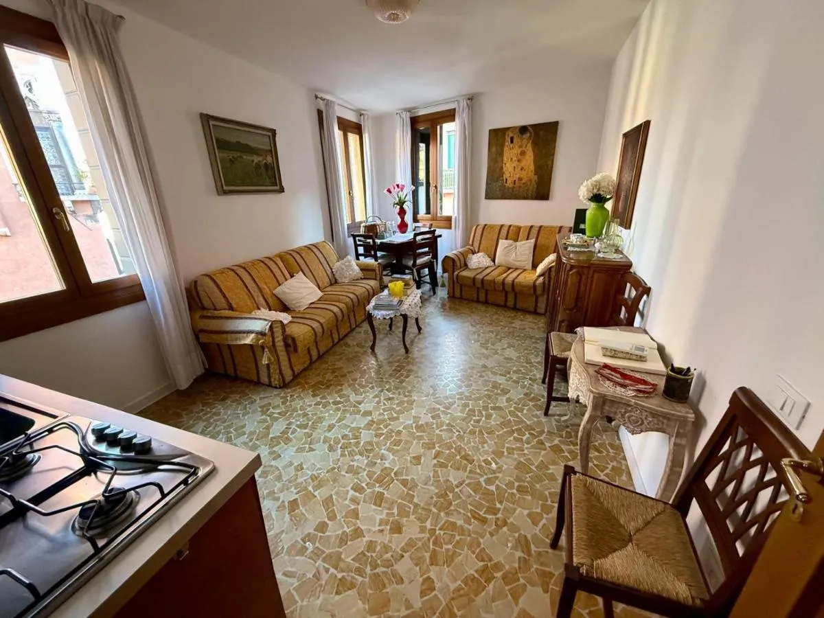 Image 3 of Residenza de l’Osmarin Suites