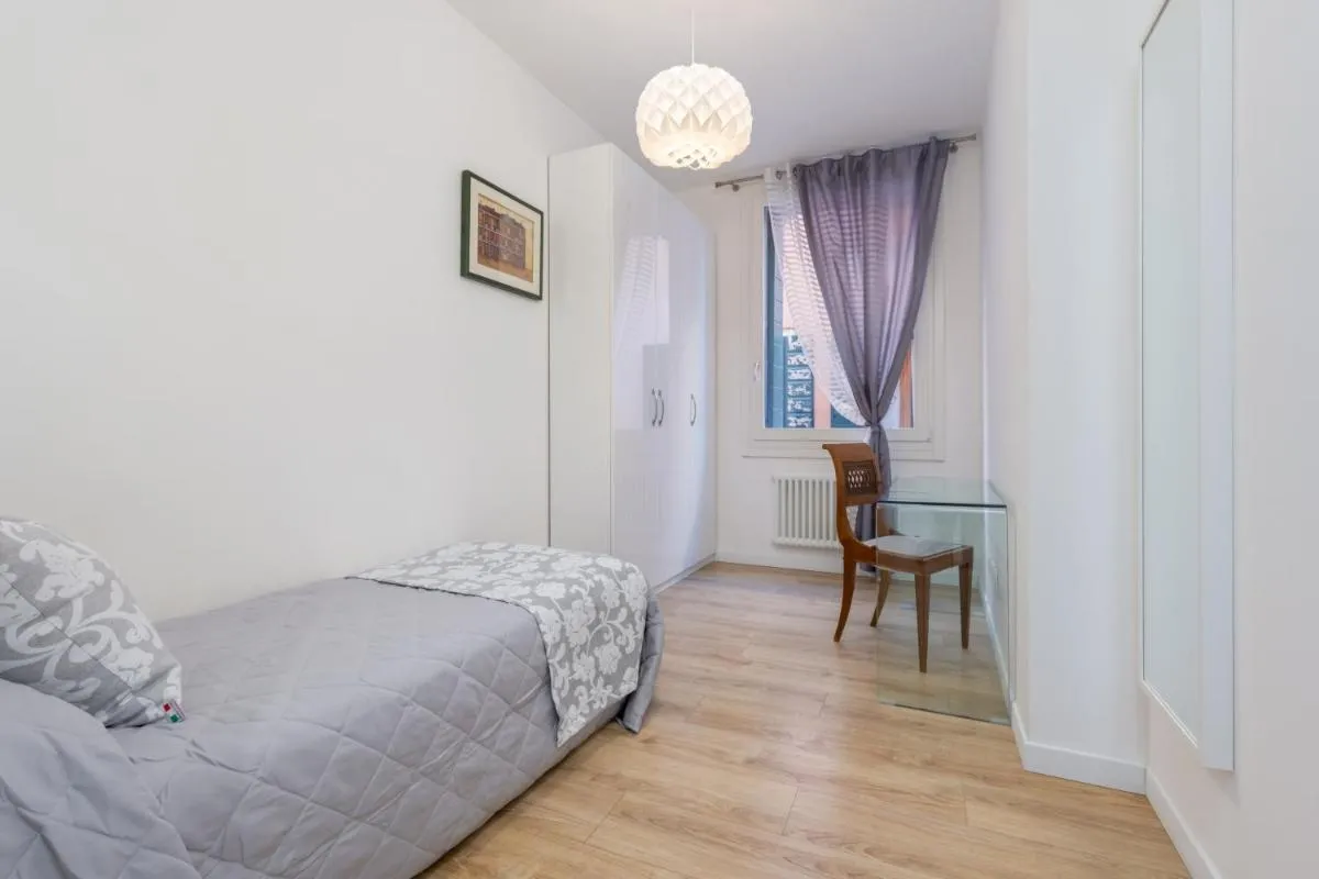 Image 6 of Rialto Bridge Luxury apartment