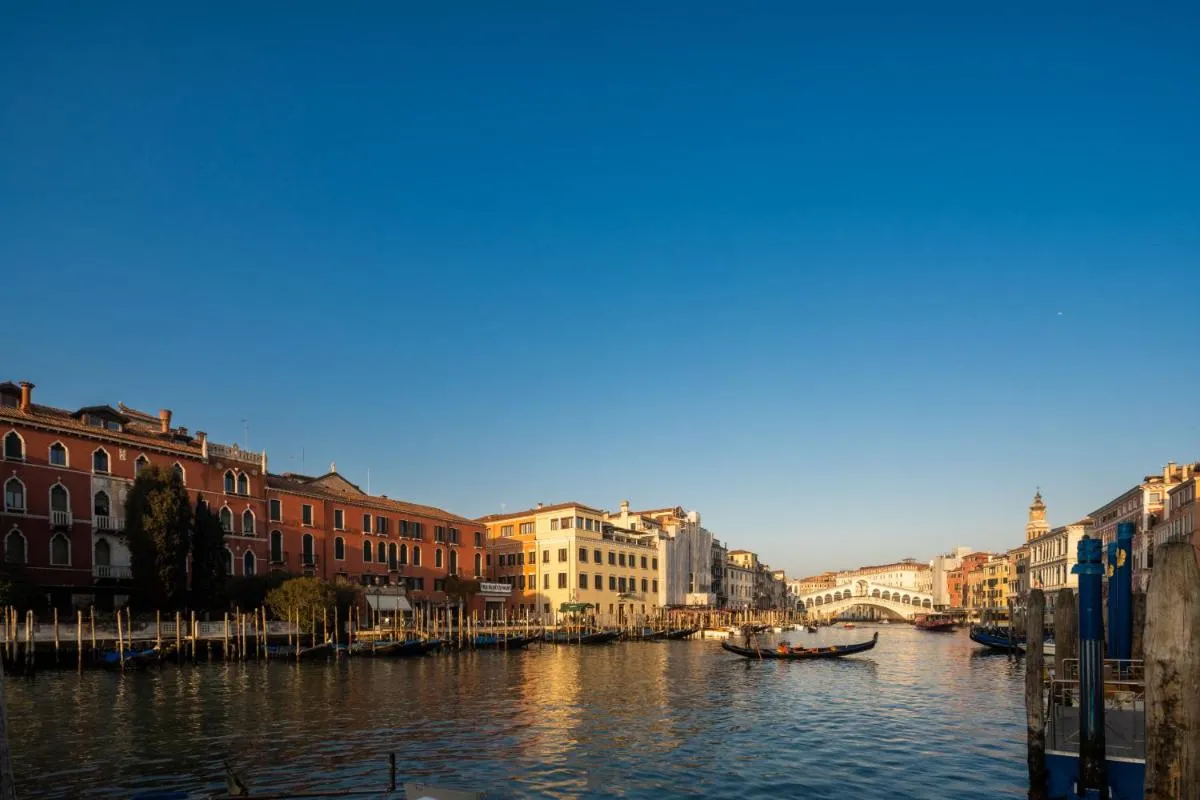 Image 5 of Rialto Deluxe Grand Canal View R&R